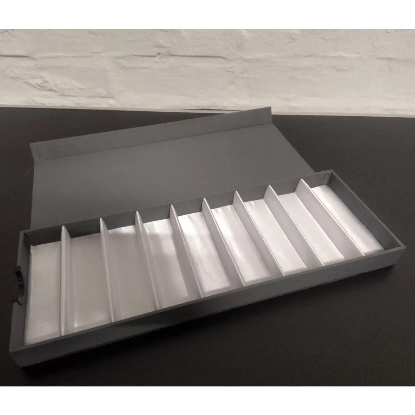 HELLY HANSEN MOD. LIGHT GREY TRAY WITHOUT LOGO DESIGNER FASHION JEWELLERY