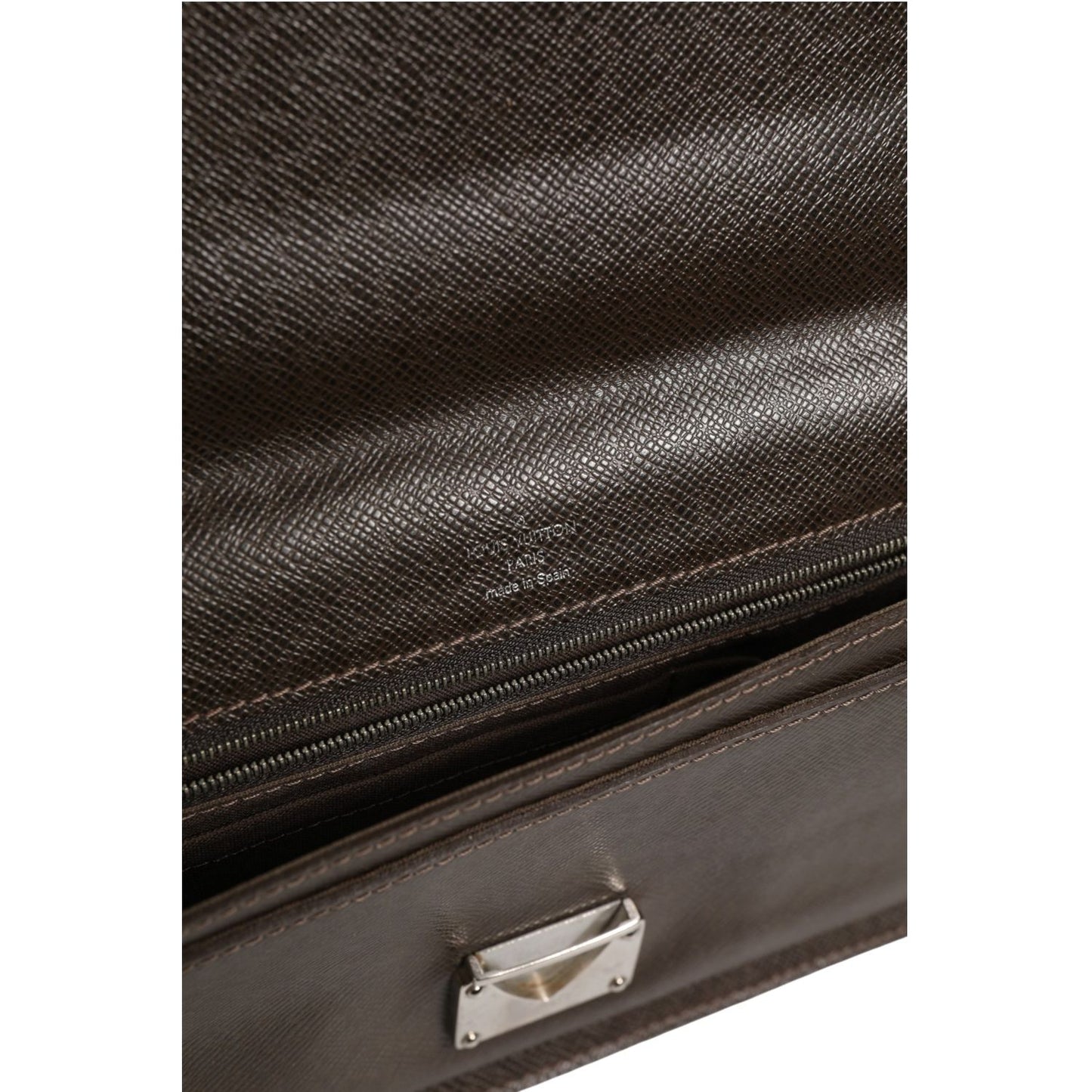 Louis Vuitton Belaia Clutch Taiga Leather