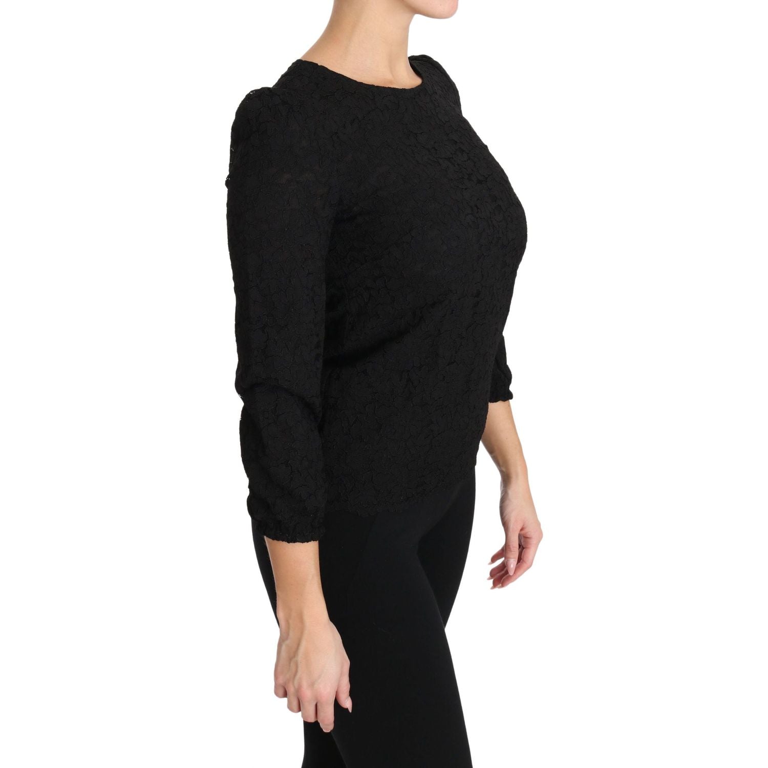 بلوزة دولتشي آند غابانا الأنيقة ذات الياقة المستديرة باللون الأسود والمزينة بالزهور