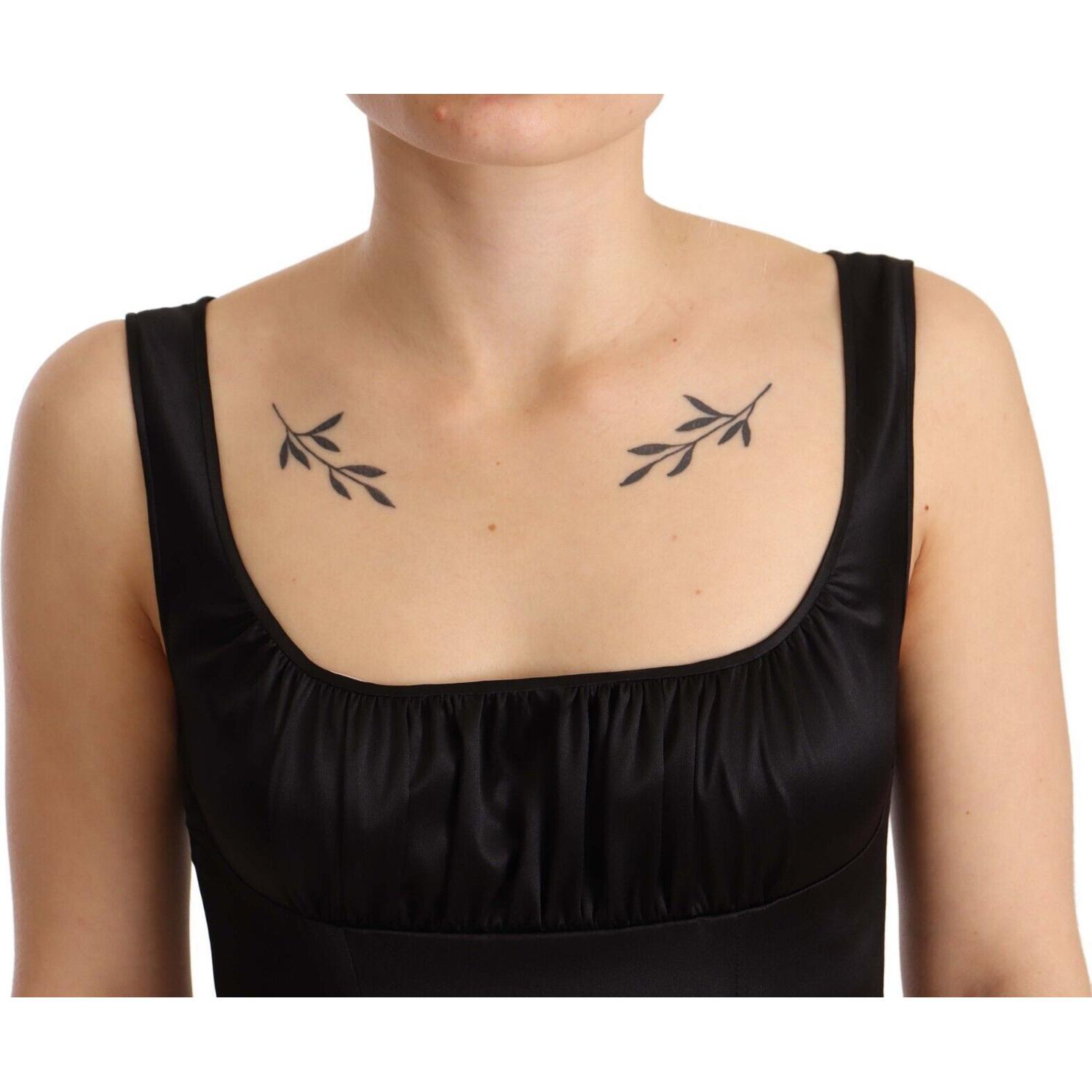 فستان دولتشي آند غابانا الأنيق من الحرير الأسود متوسط ​​الطول