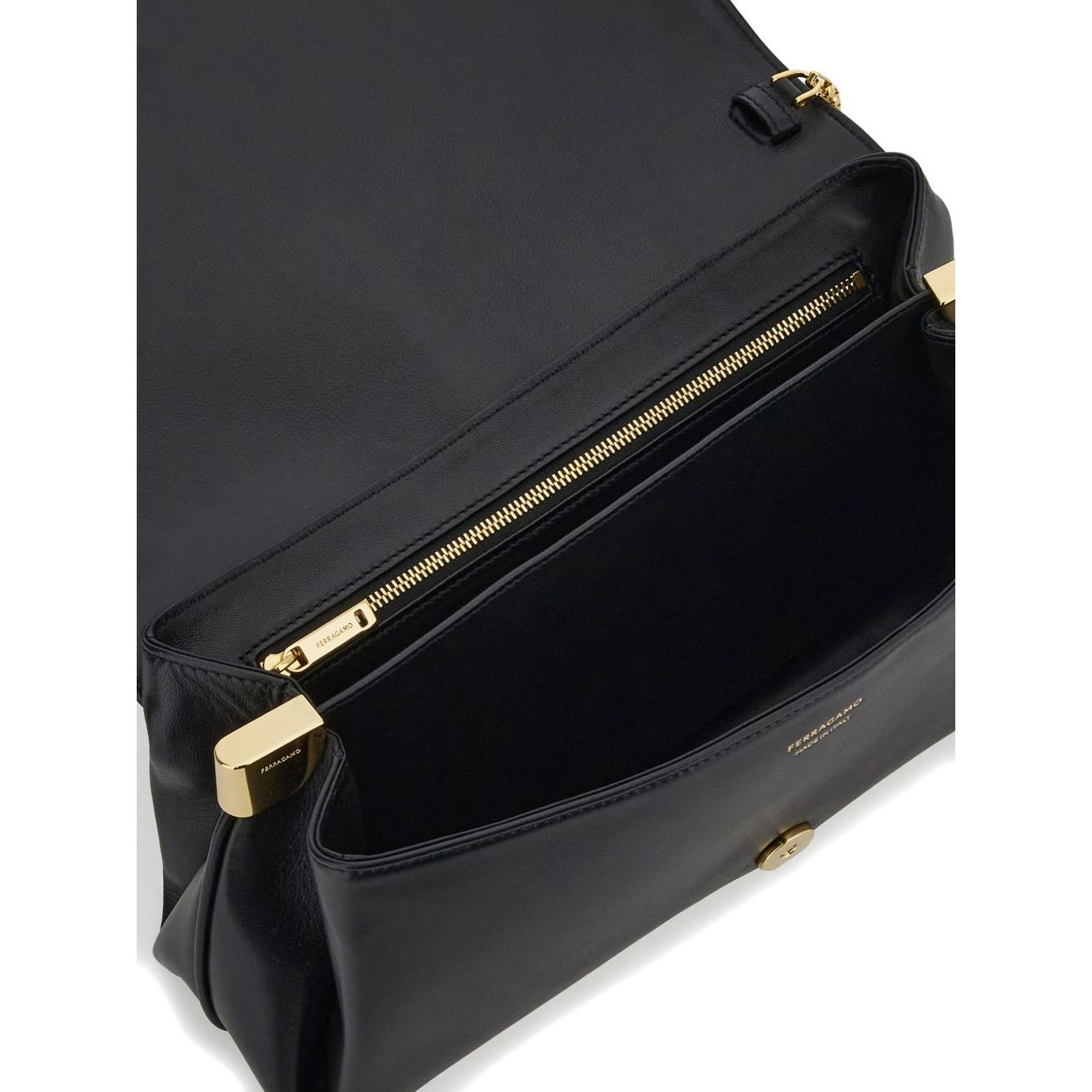 Ferragamo Medium Front Flap Soulder Bag Shoulder