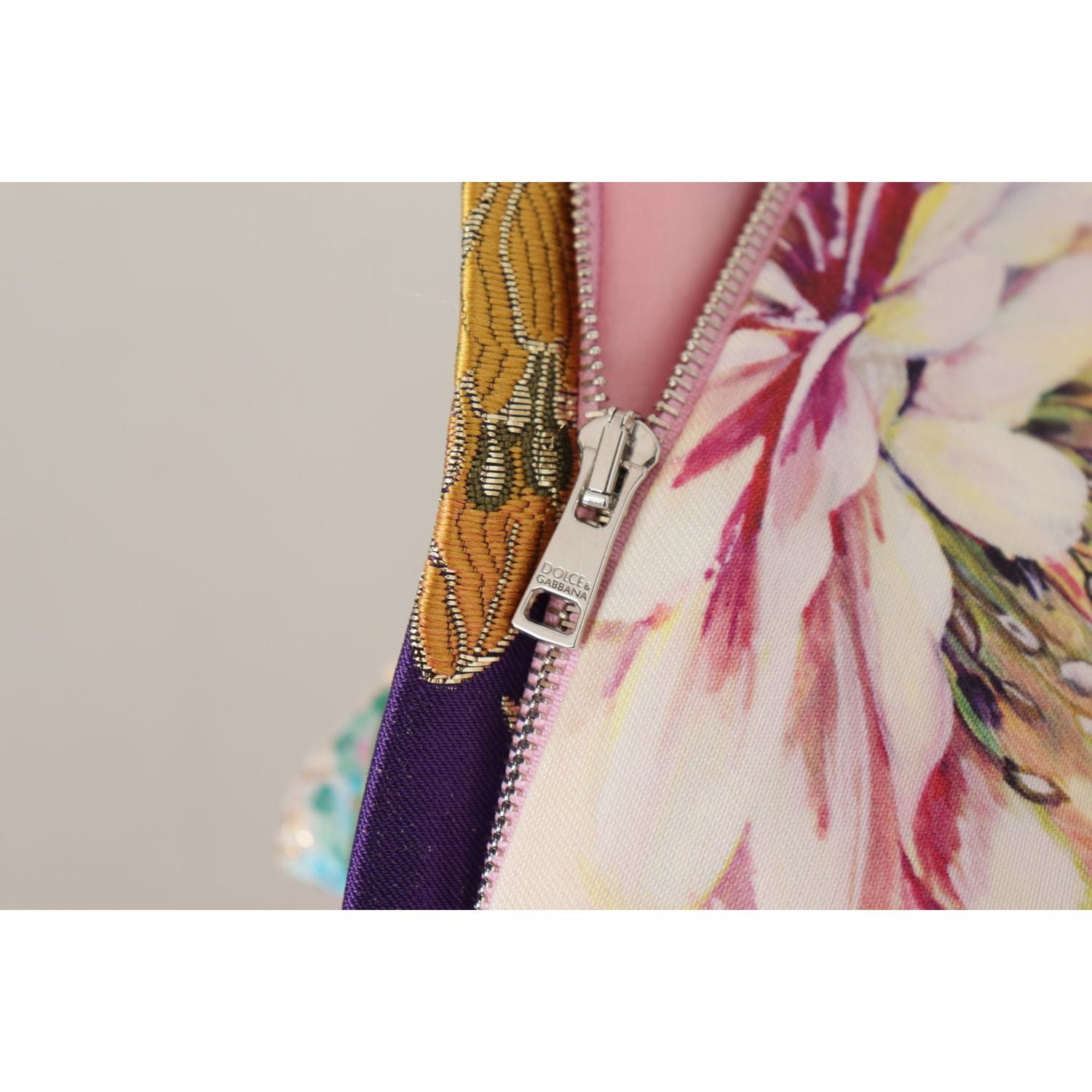 فستان من مزيج الحرير من دولتشي آند غابانا