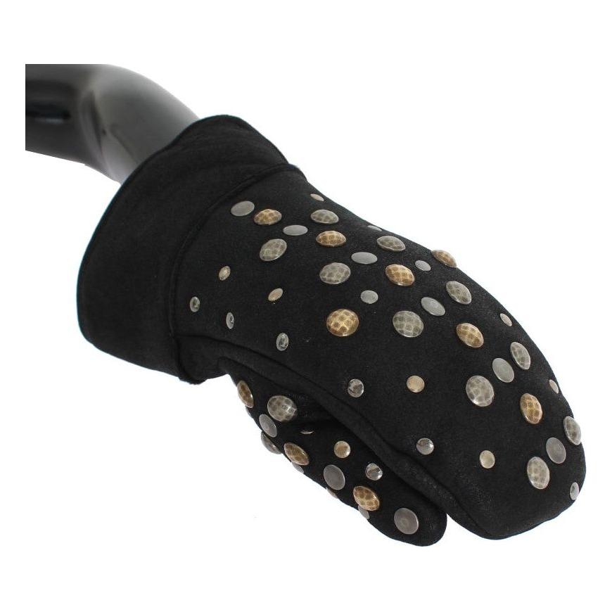 قفازات صوفية رمادية أنيقة مرصعة بالمسامير من دولتشي آند غابانا