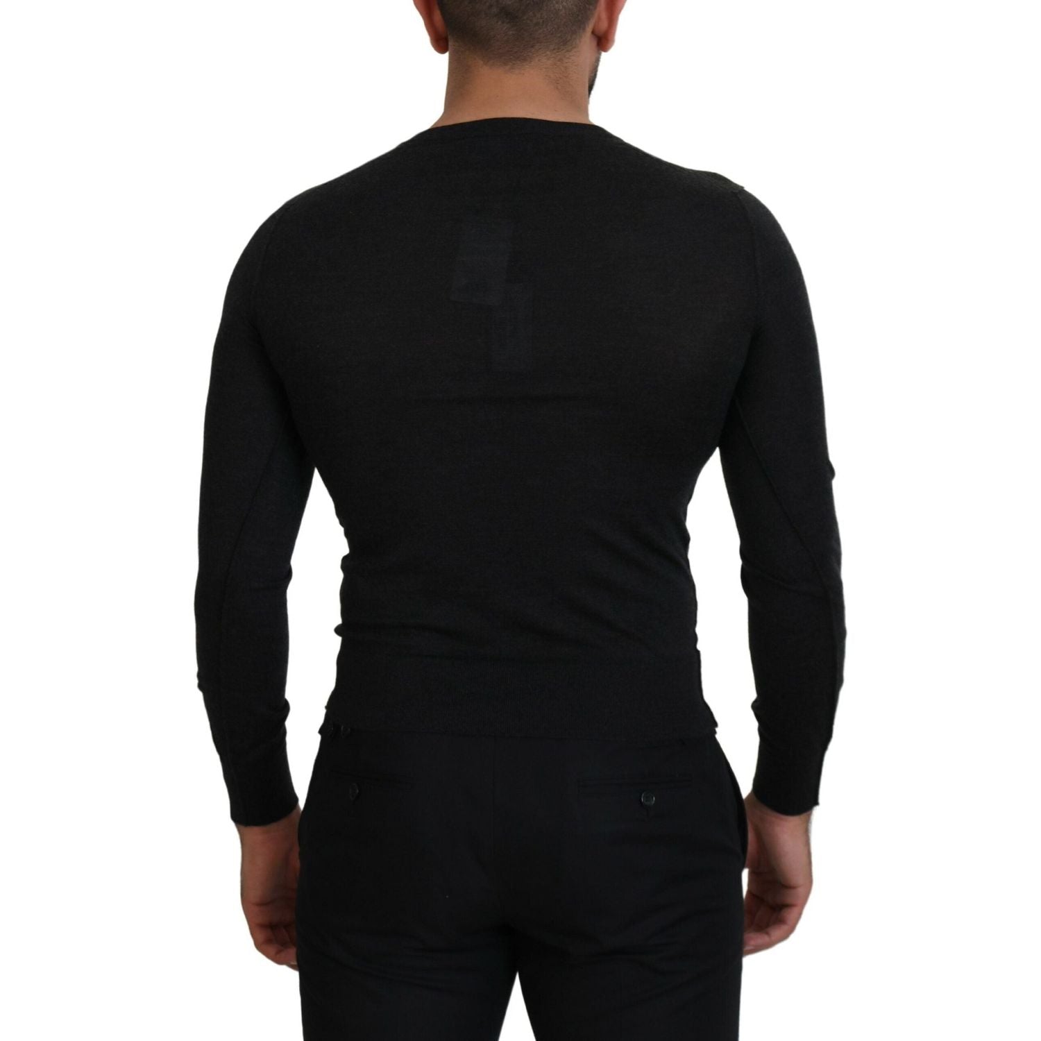 سترة كشمير بفتحة رقبة على شكل حرف V ومطرزة على شكل قلب من دولتشي آند غابانا