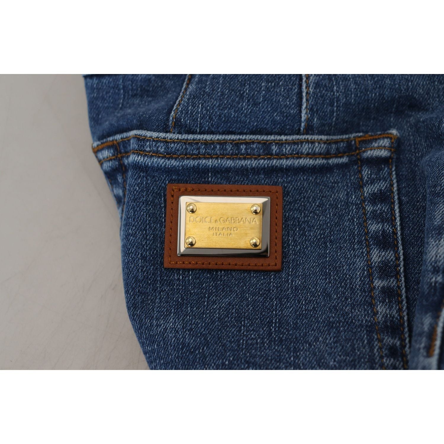 بنطلون جينز أزرق أنيق بخصر مرتفع من دولتشي آند غابانا