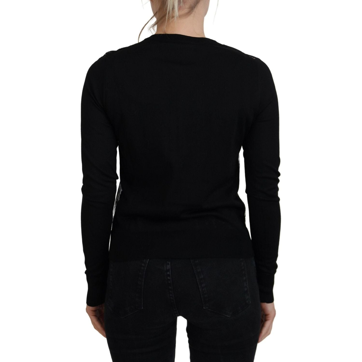 سترة كارديجان أنيقة من الدانتيل باللون الأسود مزينة بالزهور من دولتشي آند غابانا