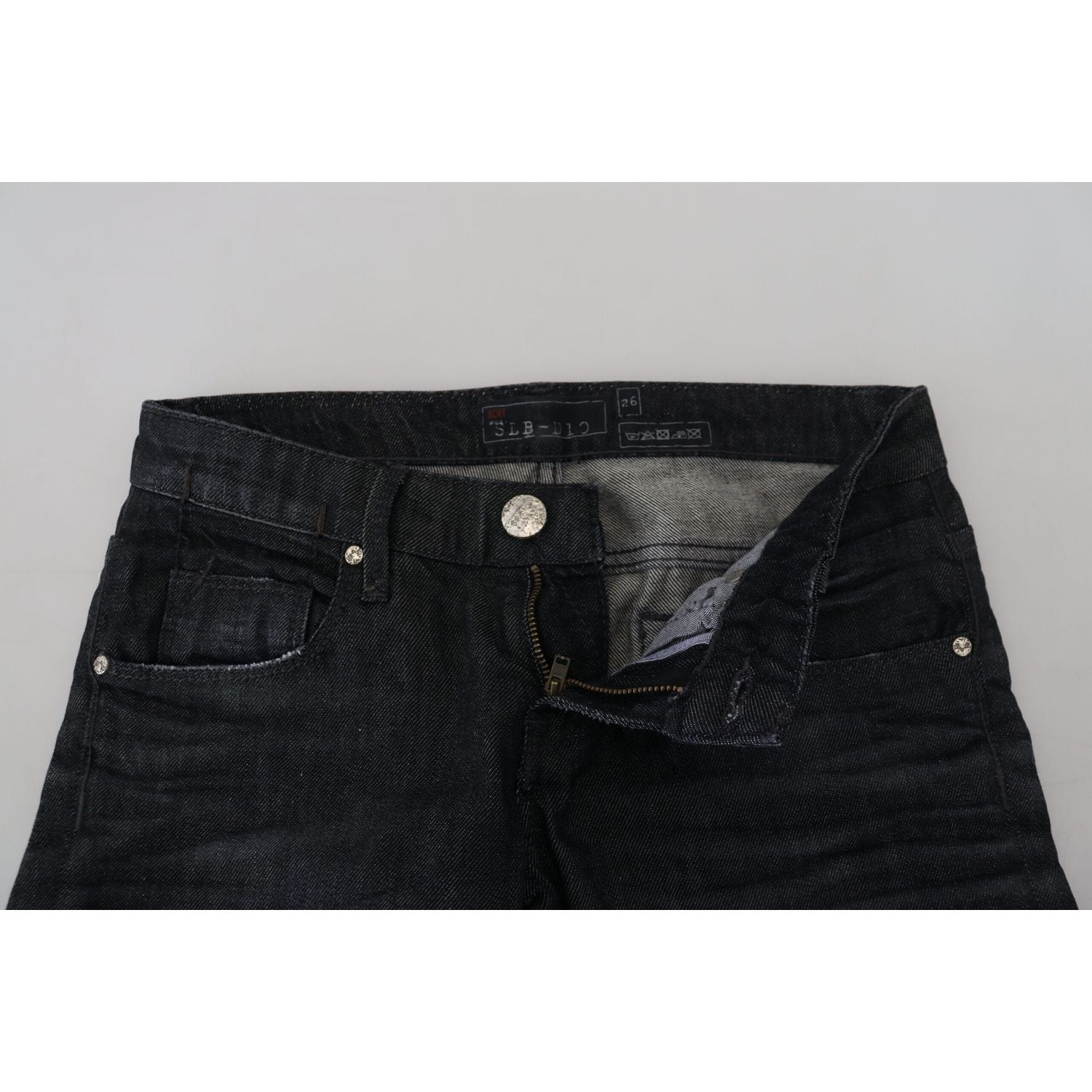 بنطلون جينز مستقيم بخصر منخفض باللون الأسود من Acht Chic