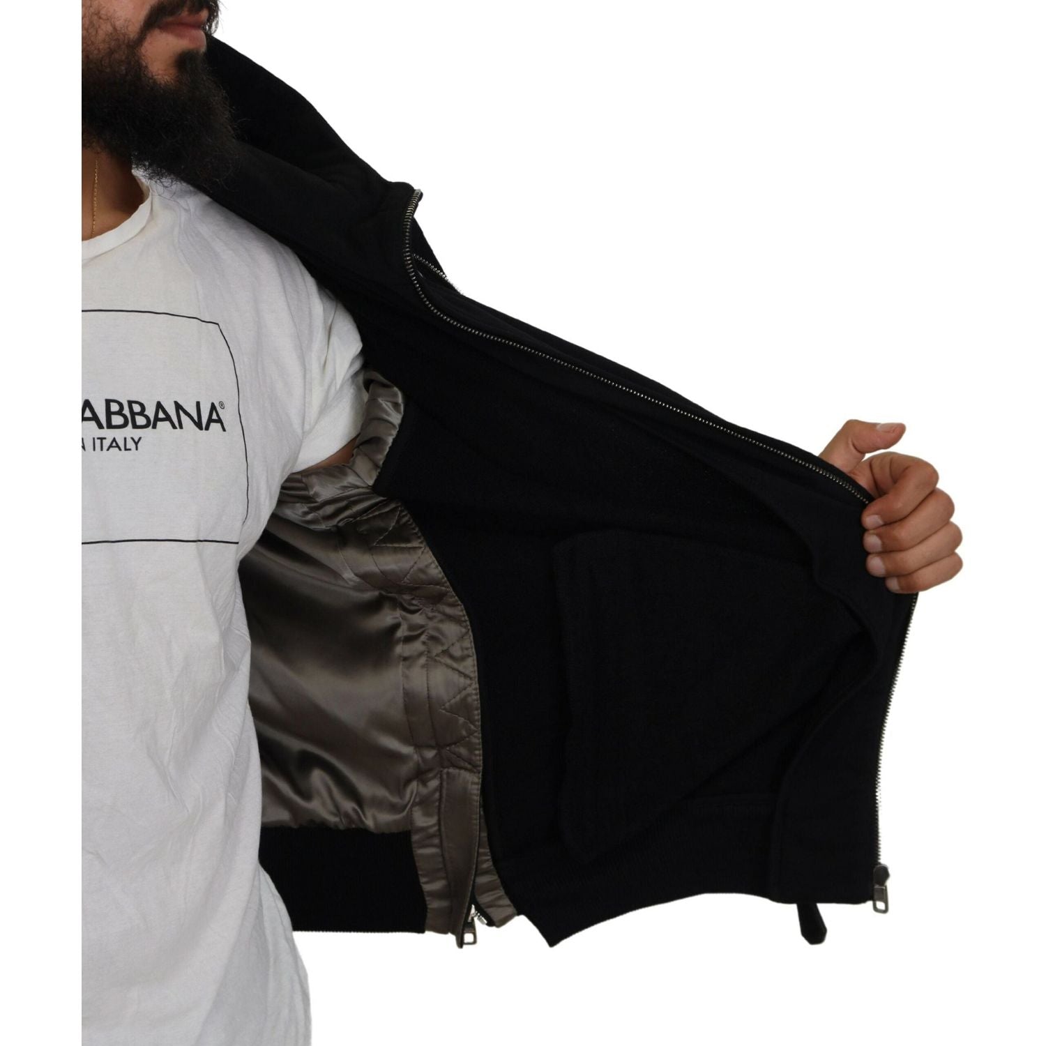 سترة بومبر سوداء أنيقة بغطاء رأس من دولتشي آند غابانا