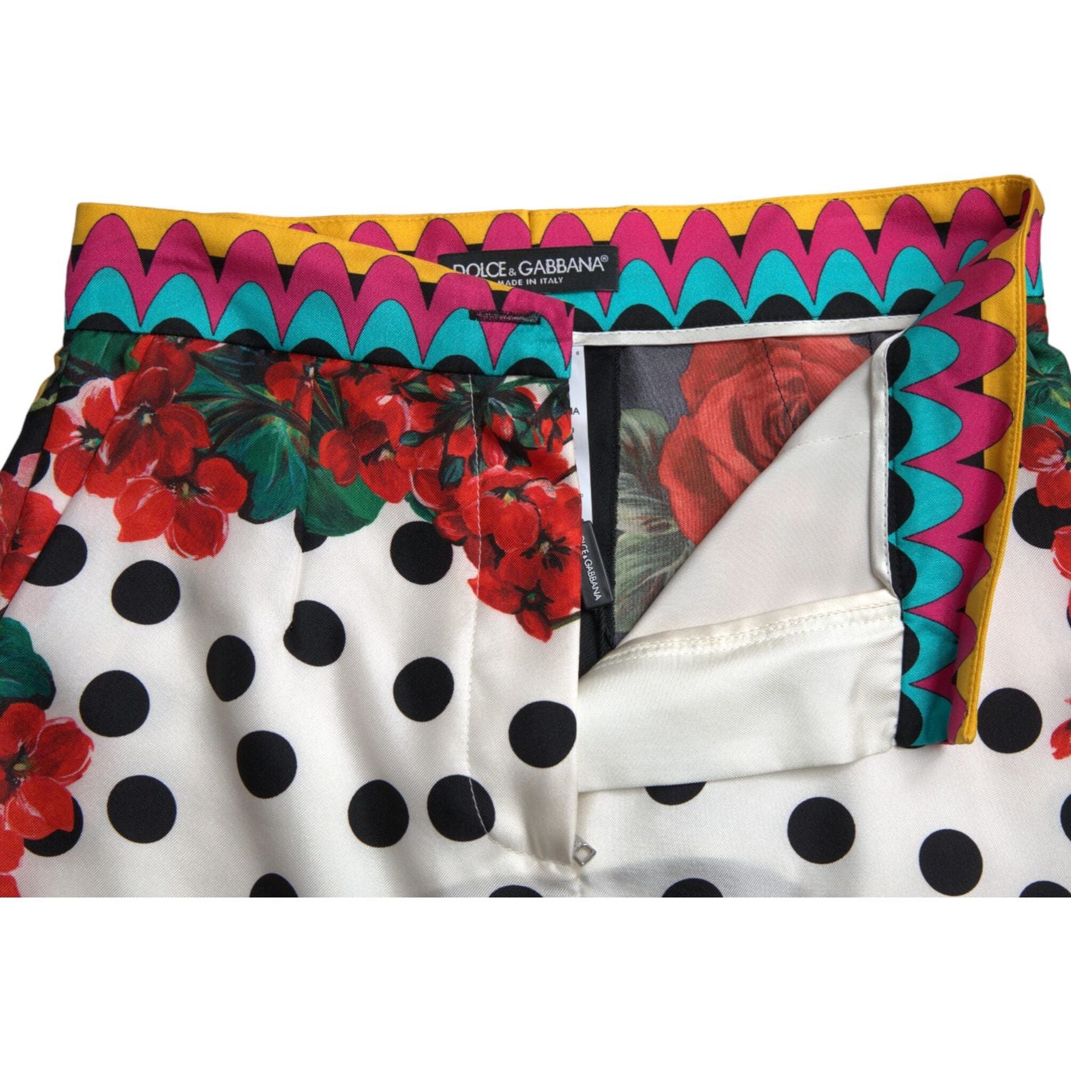 بنطلون قصير من الحرير متعدد الألوان من دولتشي آند غابانا بخصر مرتفع