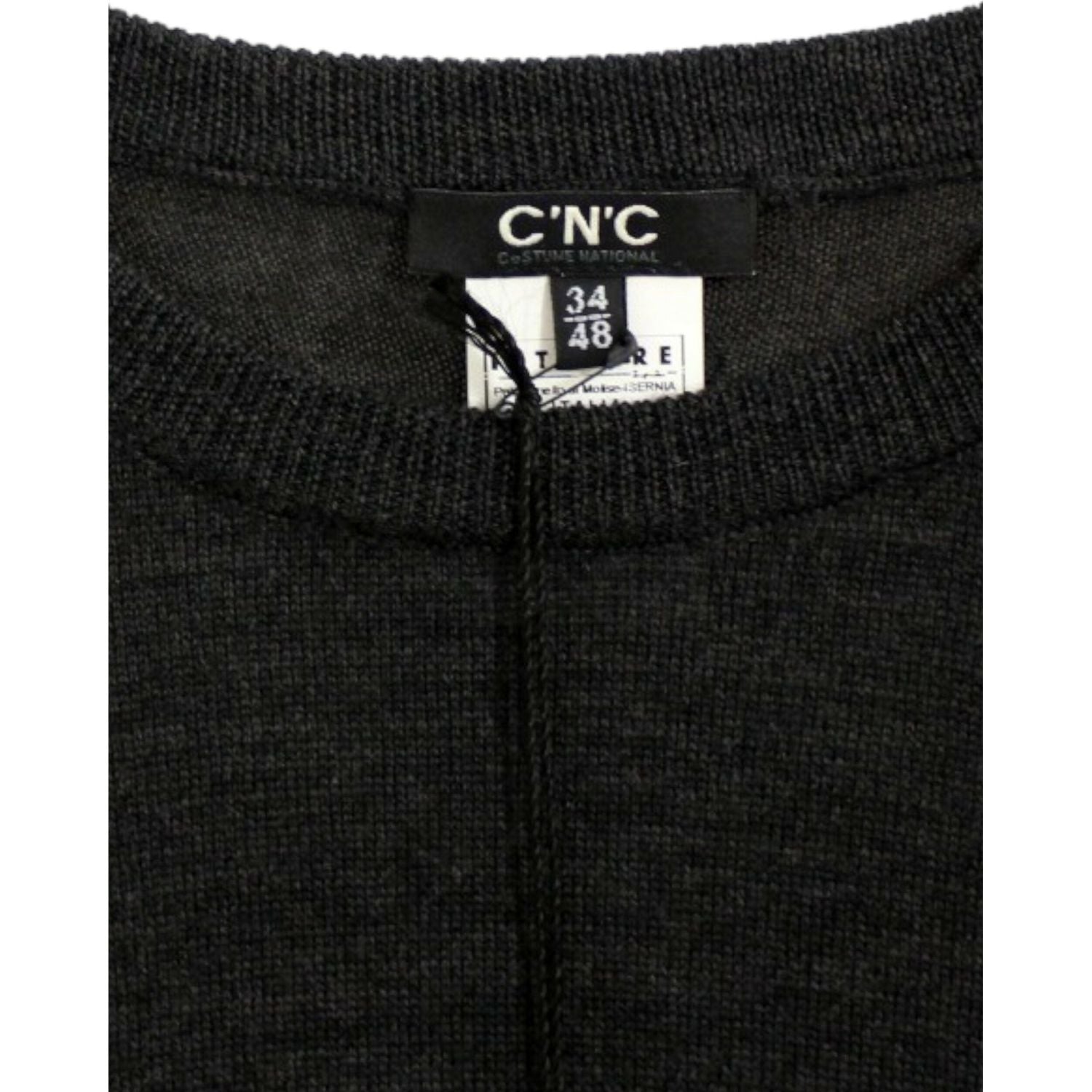 سترة صوفية أنيقة باللون الرمادي من إنتاج شركة كوستيوم ناشيونال