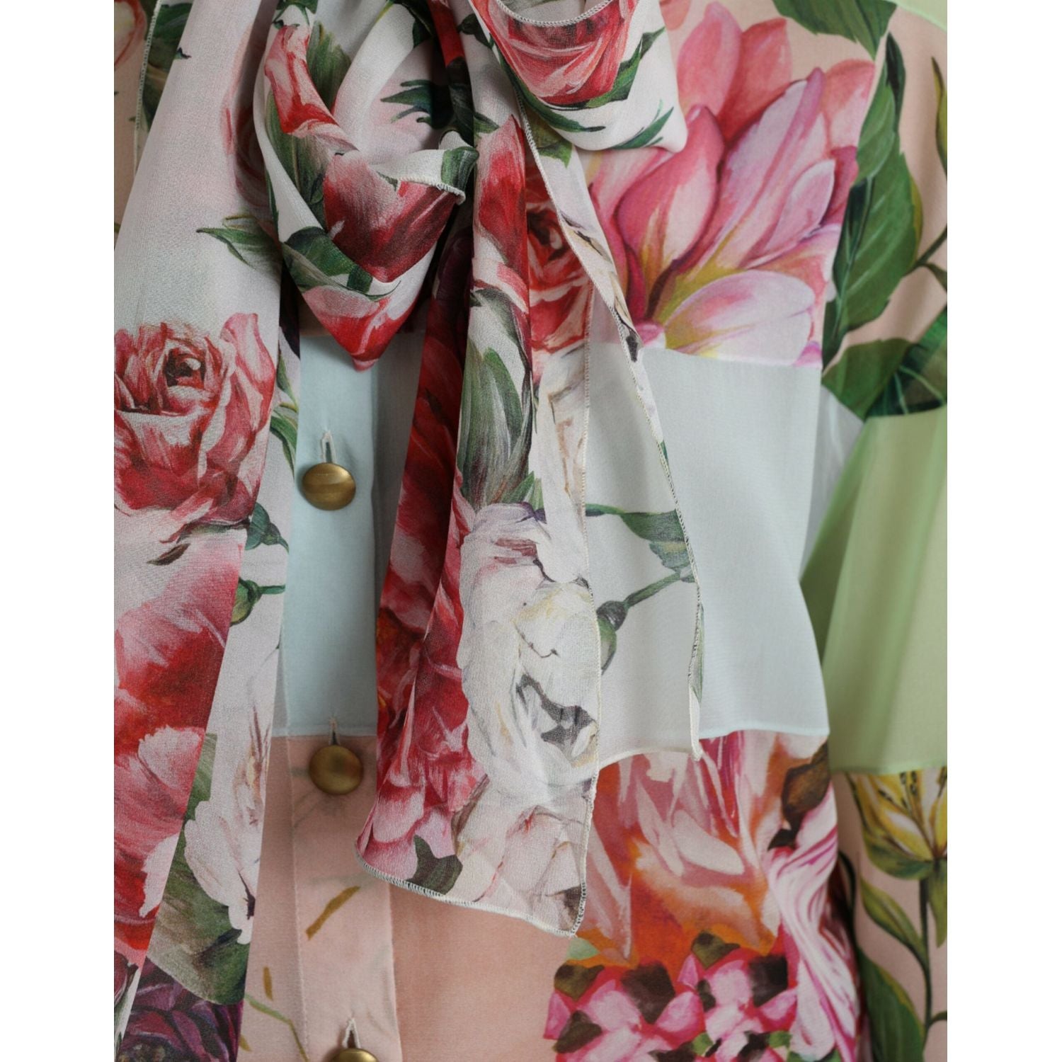 بلوزة دولتشي آند غابانا الأنيقة متعددة الألوان من مزيج الحرير بأكمام طويلة