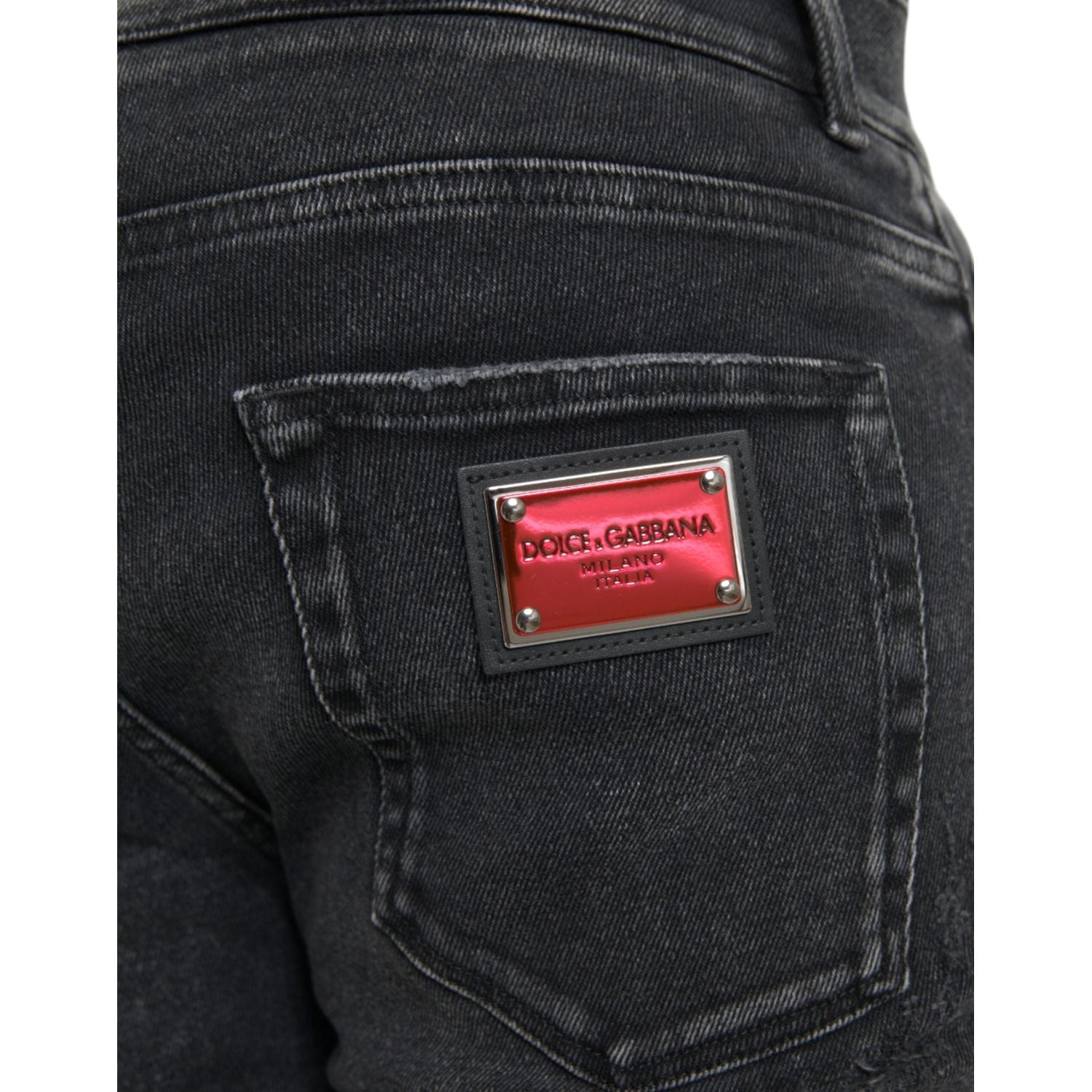 بنطلون جينز ضيق من القطن المرن باللون الرمادي من Dolce &amp; Gabbana مع شعار