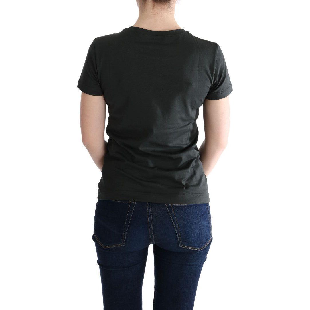 تي شيرت قطني باللون الأخضر الزمردي من دولتشي آند غابانا بطبعة 2017