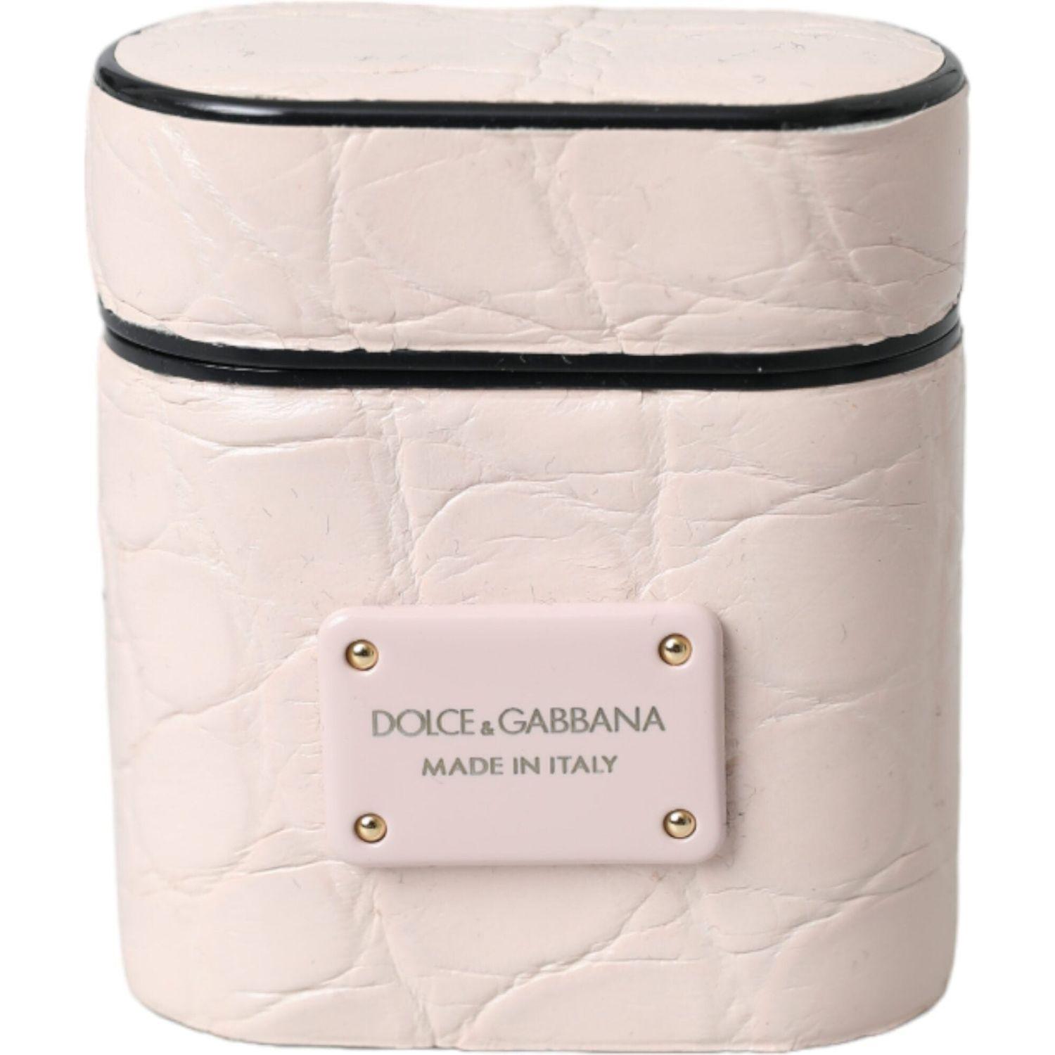 حافظة سماعات Airpods من Dolce &amp; Gabbana مصنوعة من الجلد باللون الوردي الفاتح ومزينة بشعار معدني