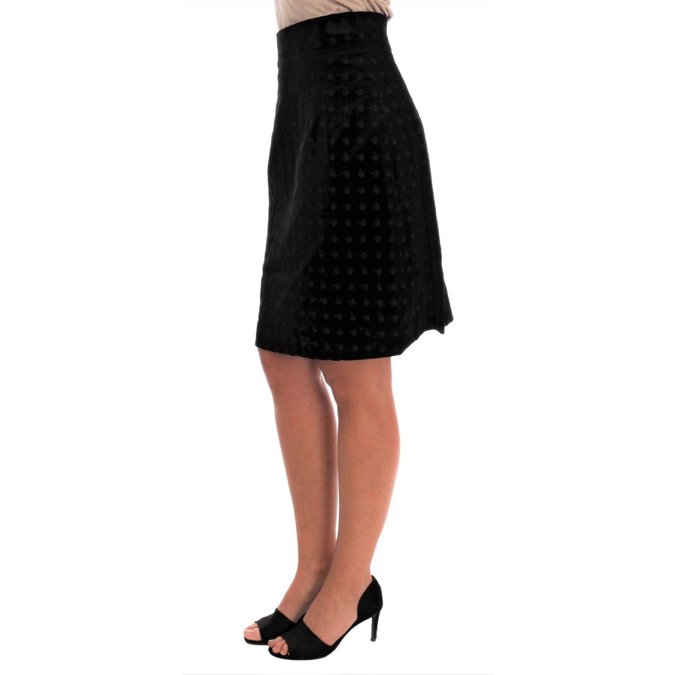 تنورة قلم رصاص مخملية مطرزة على طراز الباروك من دولتشي آند غابانا