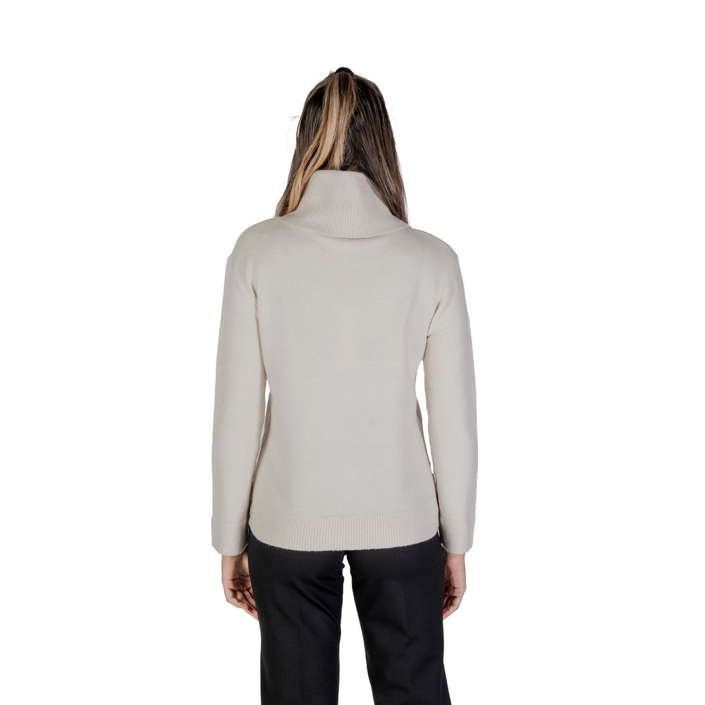 Street One Cream Viscose Turtleneck