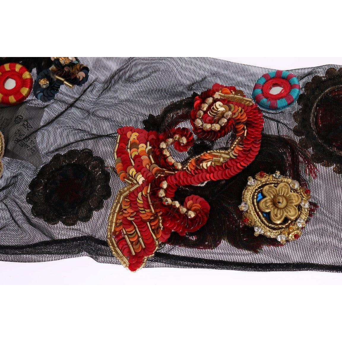 جوارب أنيقة مزينة بالكريستال من دولتشي آند غابانا