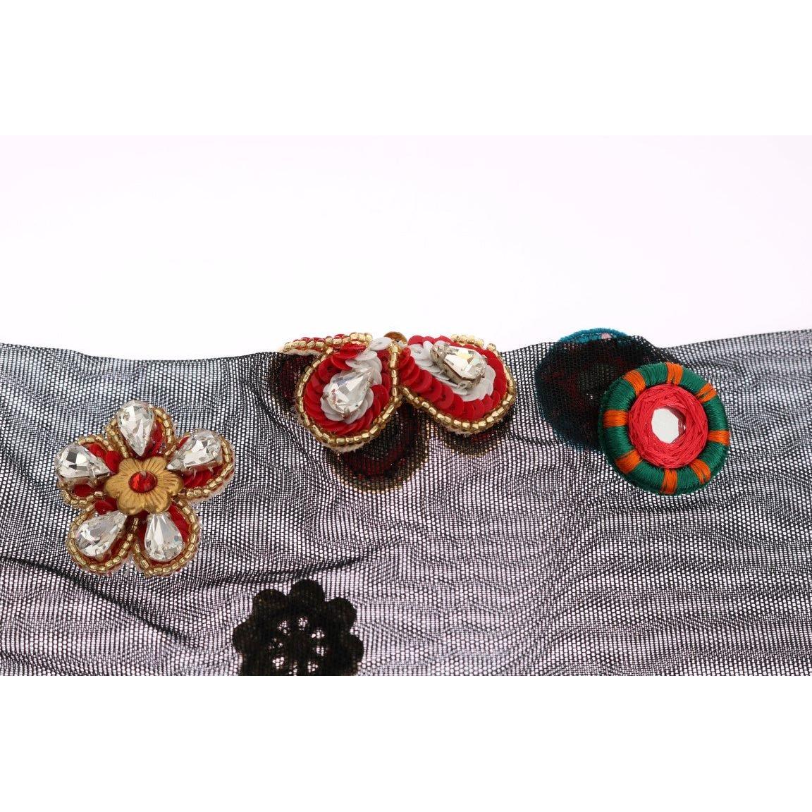 جوارب أنيقة مزينة بالكريستال من دولتشي آند غابانا