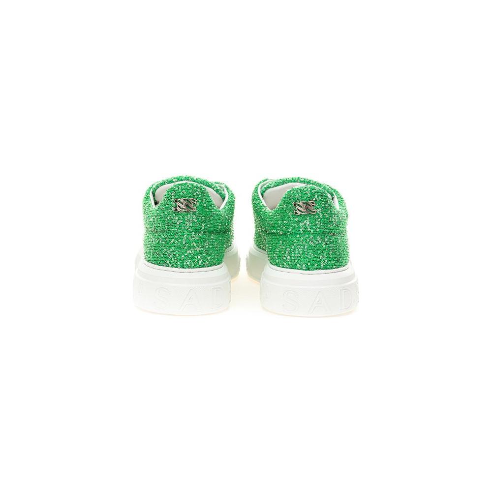 حذاء رياضي جلدي أنيق من Casadei Emerald Elegance