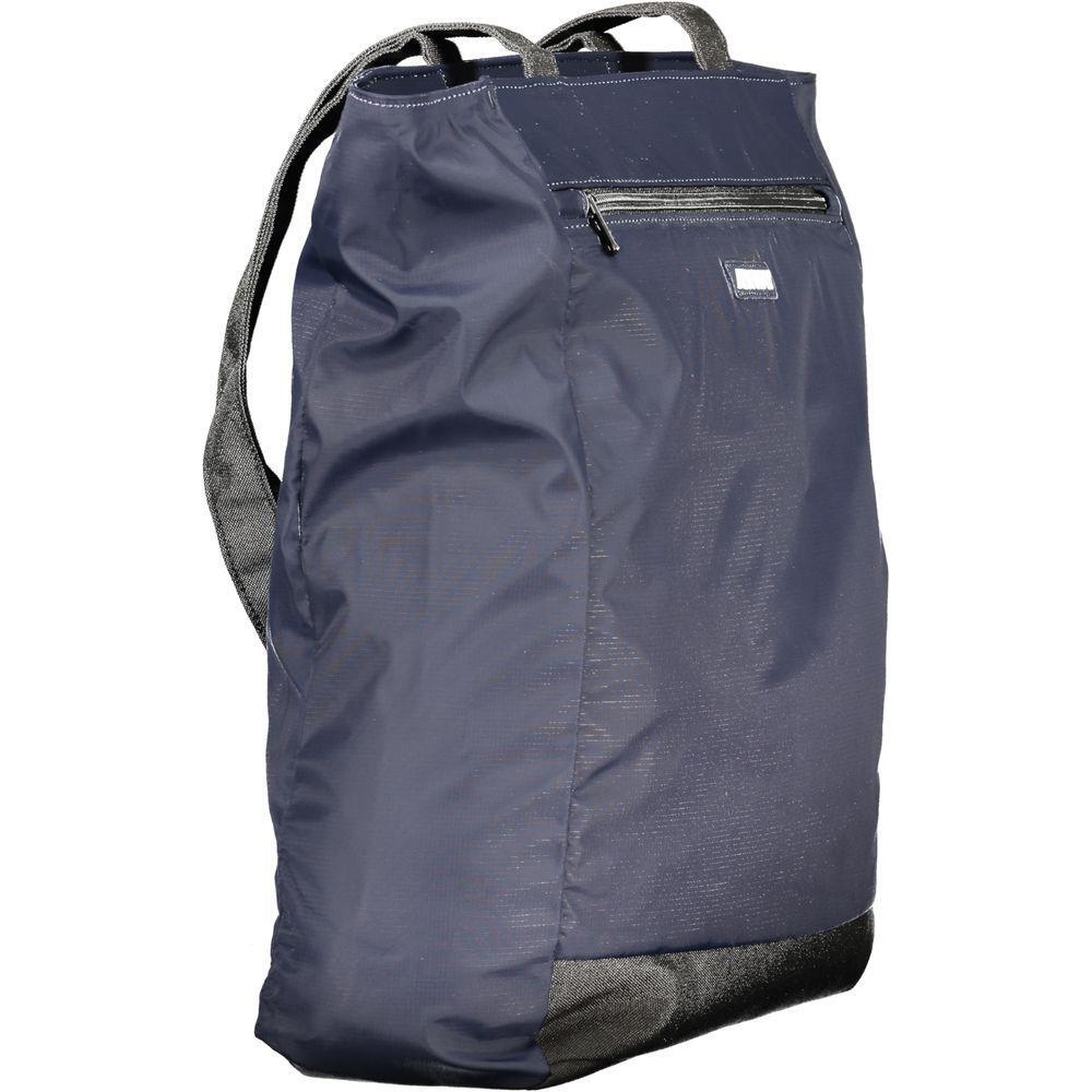 Front view with bag zipped and handles upright.