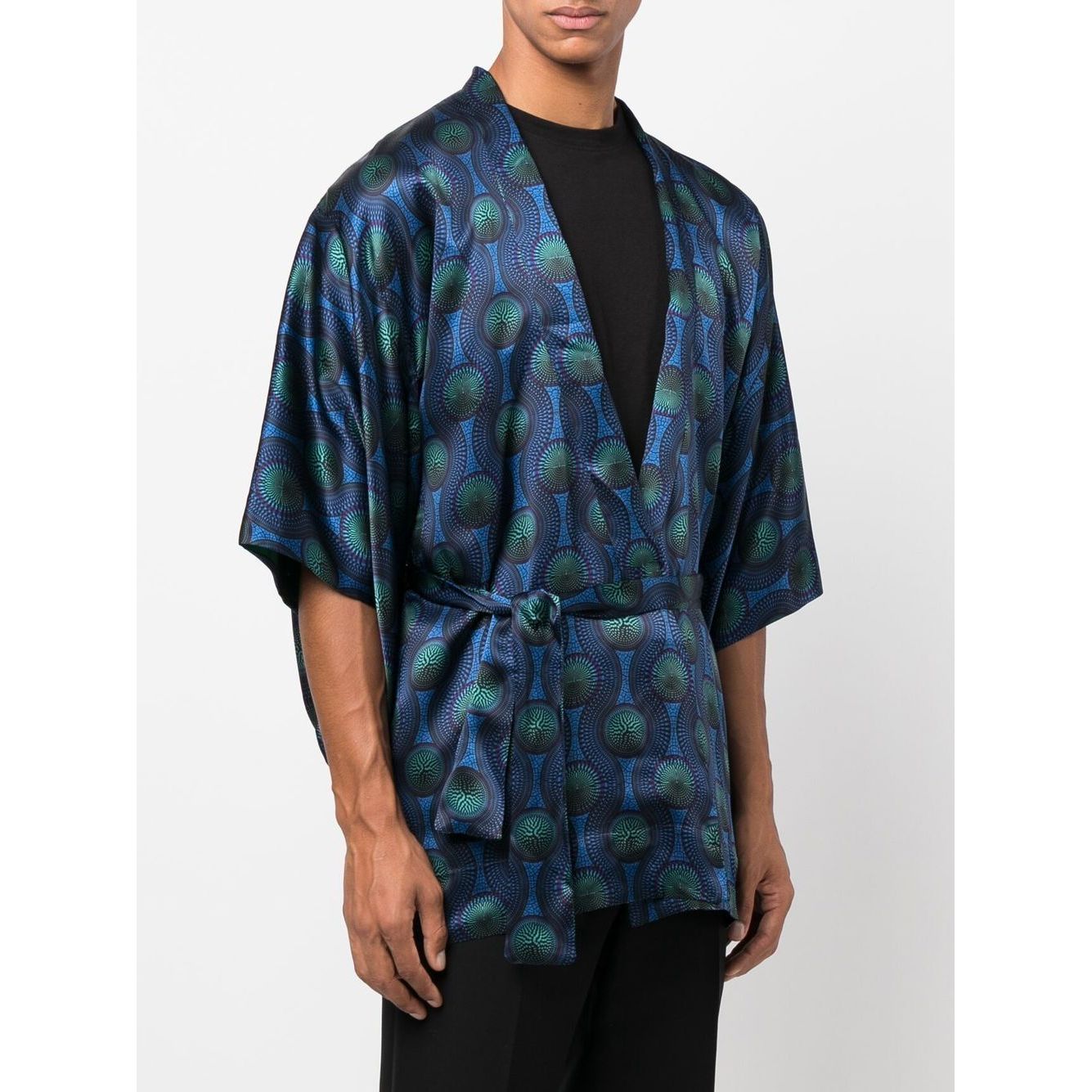 فساتين أوزوالد بواتينج باللون الأزرق