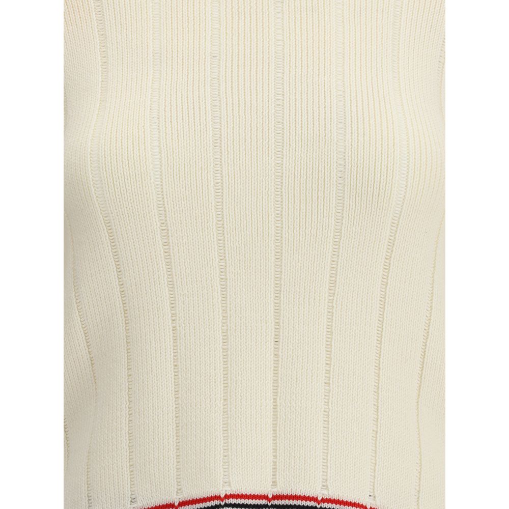 Close-up of the Thom Browne Cream Fleece Wool Sweatshirt showcasing ribbed texture and tricolor accents, perfect for contemporary style.