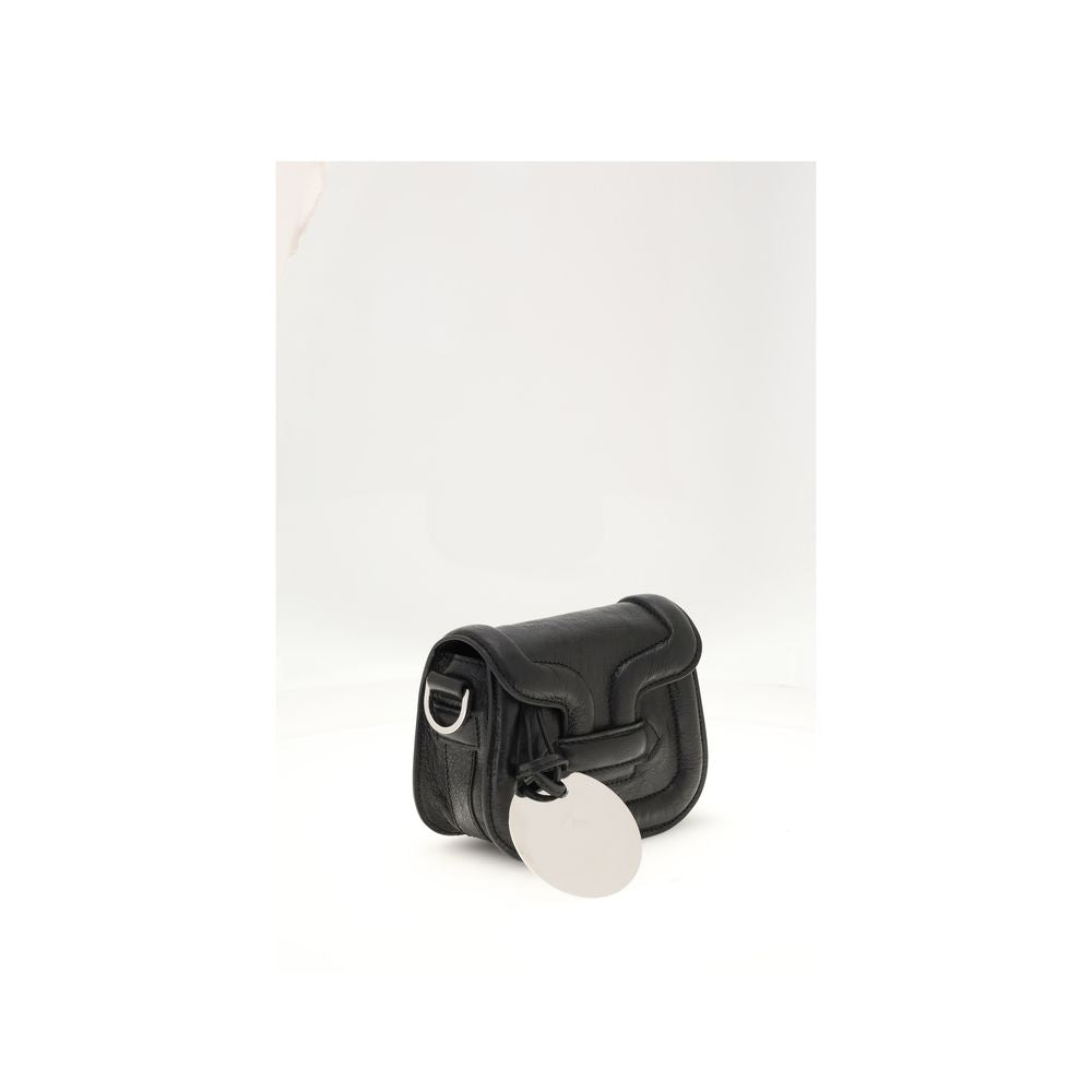 Front view with bag zipped and handles upright.