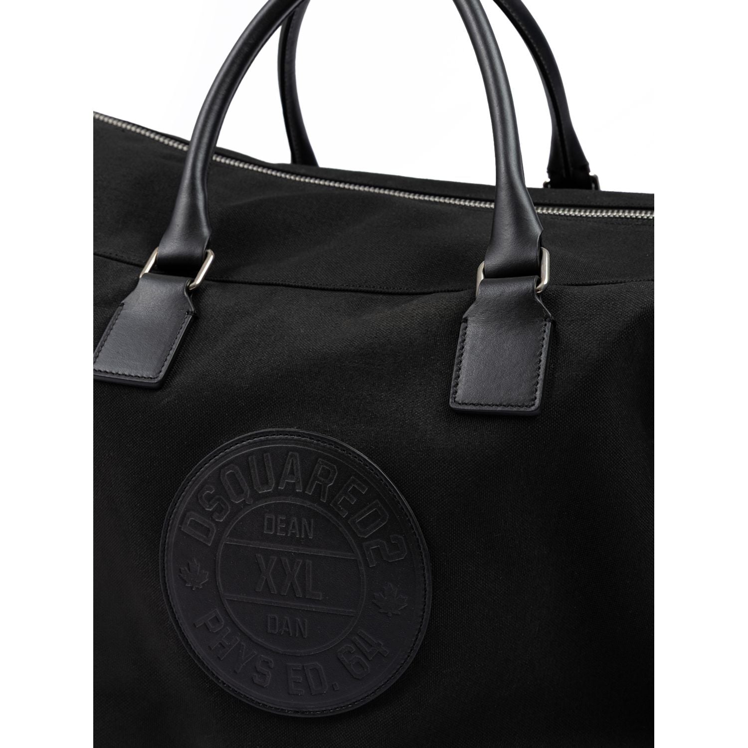 Front view with bag zipped and handles upright.