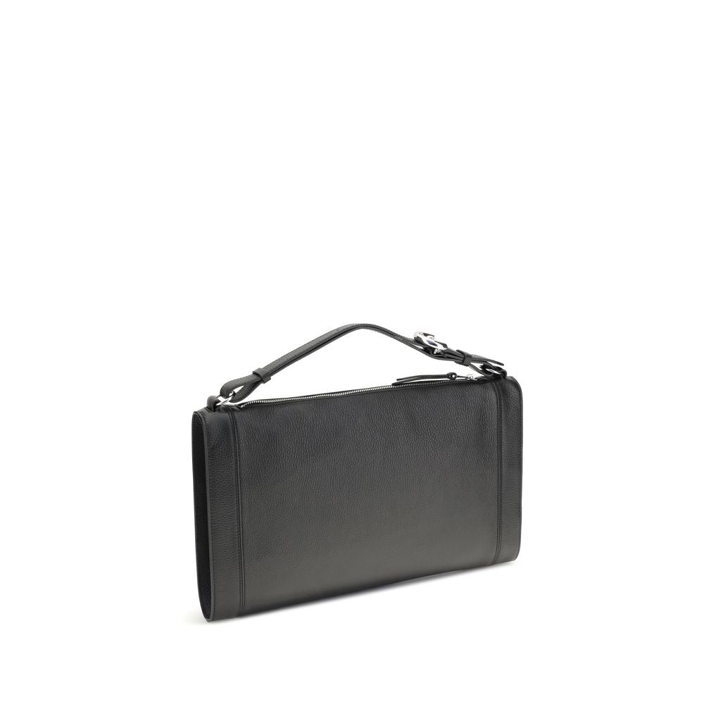 Front view with bag zipped and handles upright.