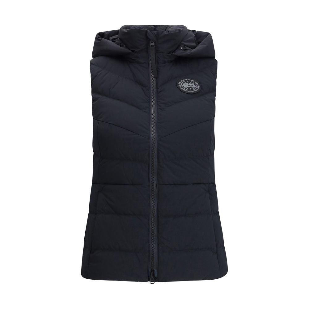 Front view with bag zipped and handles upright.