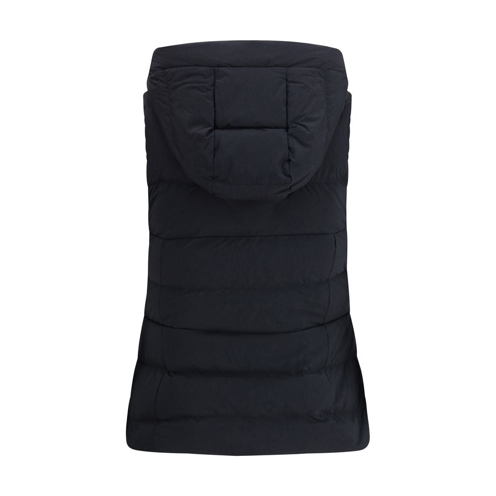 Front view with bag zipped and handles upright.