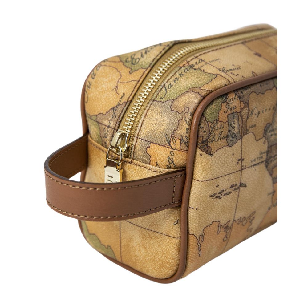 Front view with bag zipped and handles upright.