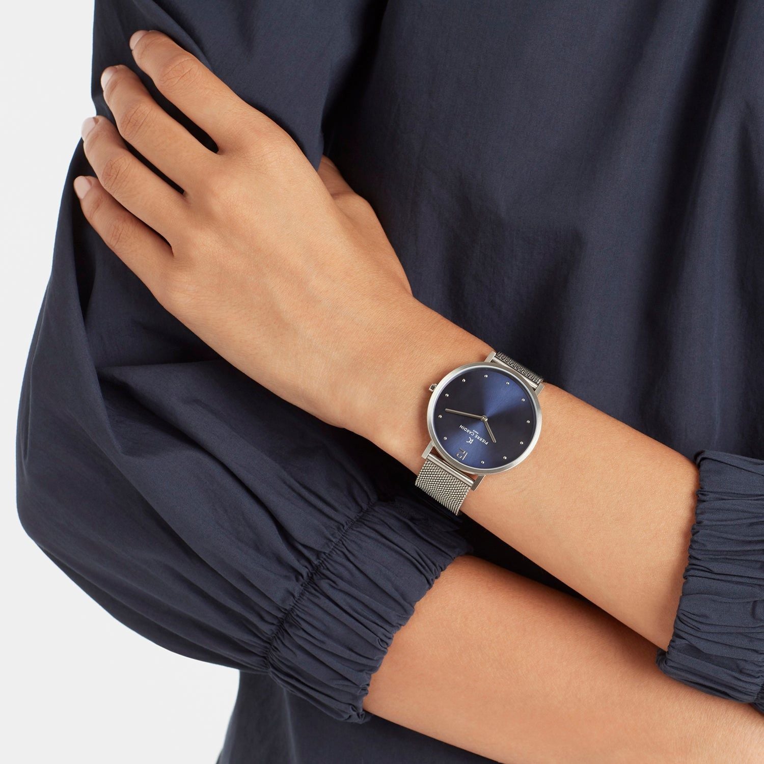 بيير كاردان مود. CBV-1019