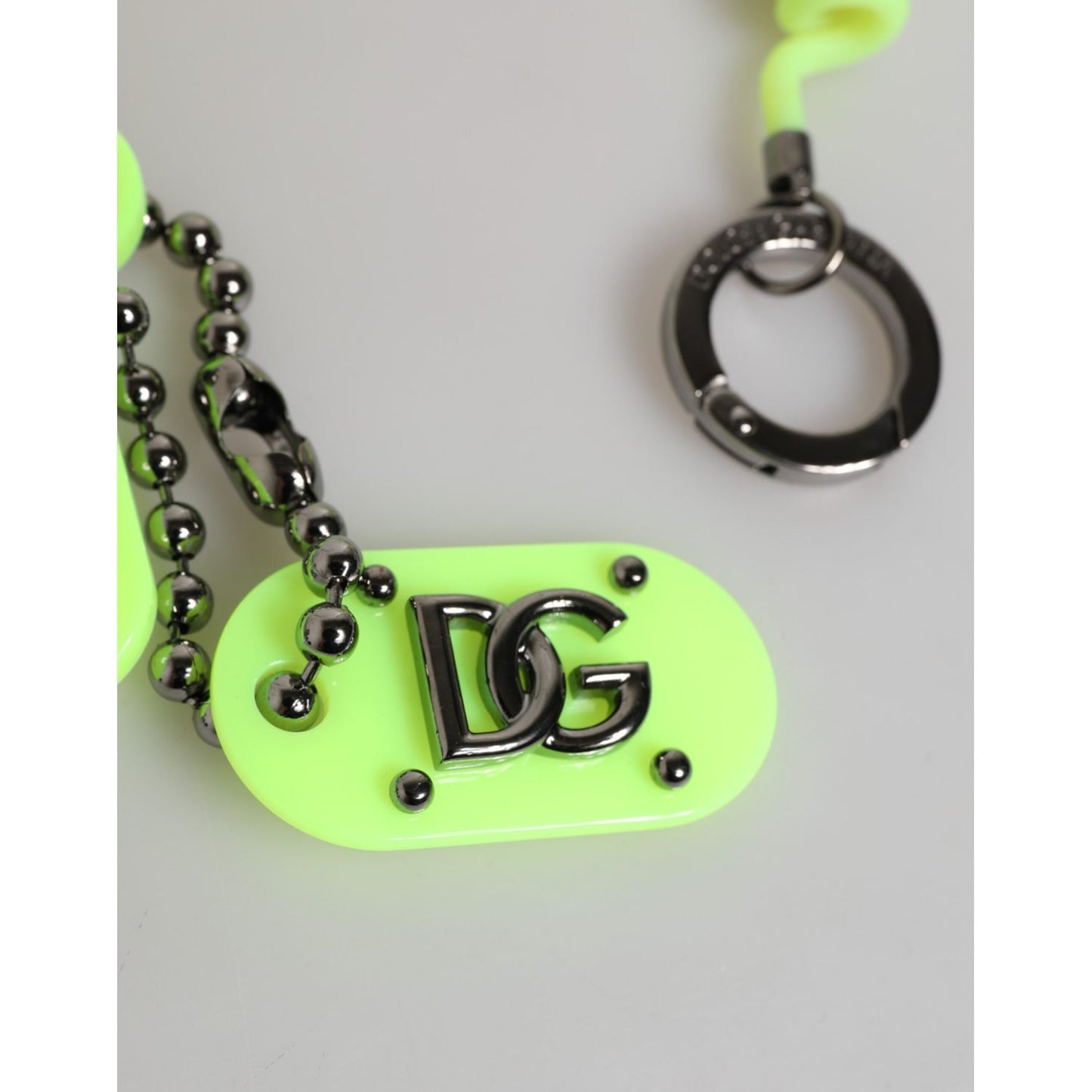Dolce & Gabbana Green Springy Key Holder DG Logo Men's Keychain Keyring with logo detailing, made in Italy, unisex accessory.