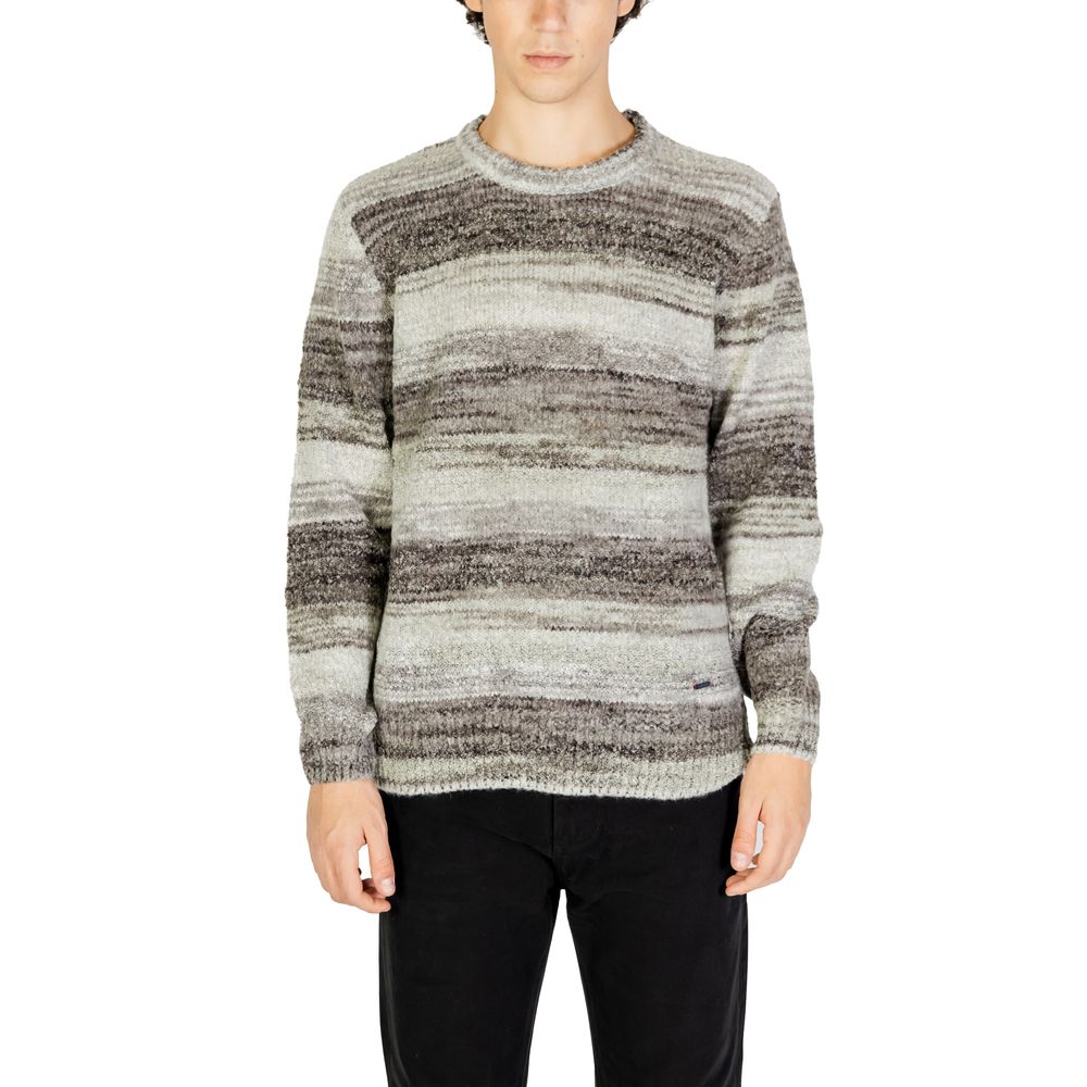 Man wearing Gianni Lupo Gray Polyacrylic Sweatshirt with horizontal stripe pattern