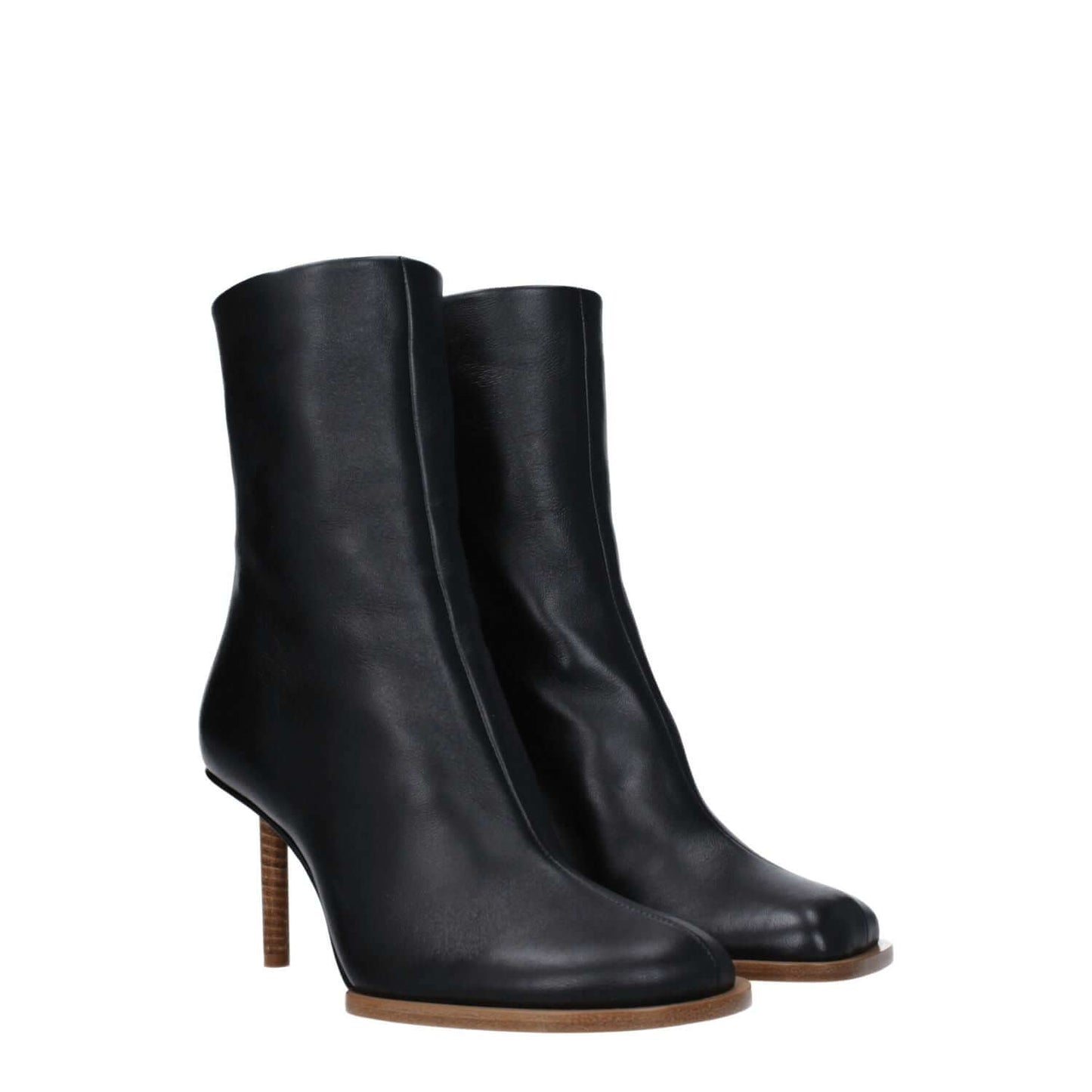 Jacquemus Black Leather Ankle Boots with square toe and 8cm high heel.