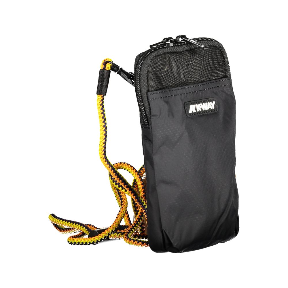 Front view with bag zipped and handles upright.