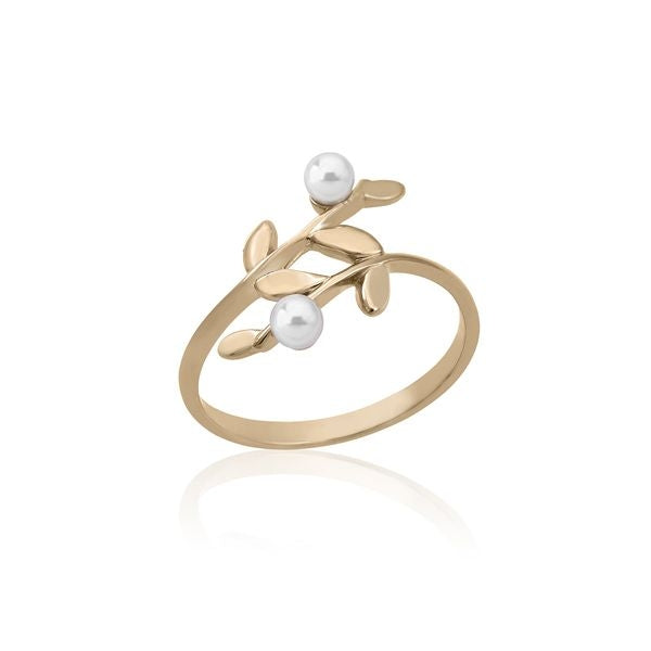 Gold ring with pearl accents from MAJORICA JEWELRY Mod. 16153.01.1.915.010.1 collection on a white background.
