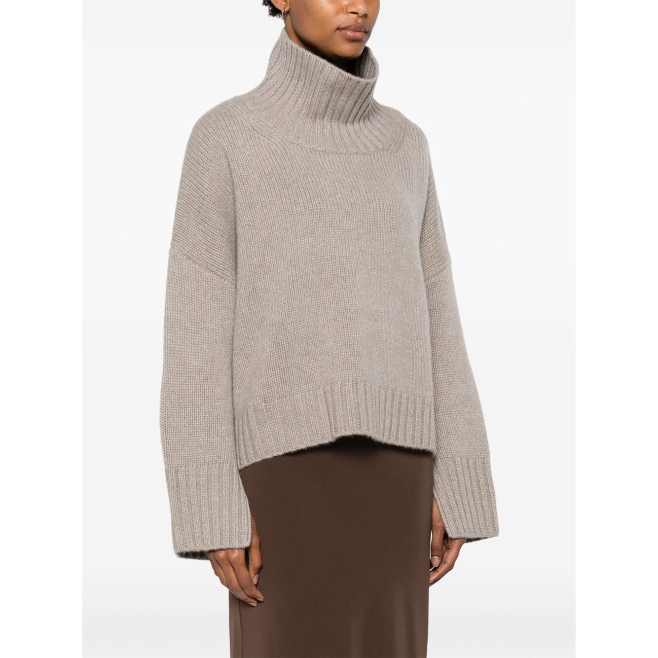 SOFT GOAT Sweaters Light Grey cashmere turtleneck with ribbed trim, drop shoulders, and long sleeves, perfect for cozy style.