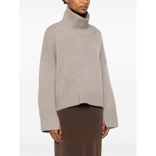 SOFT GOAT Sweaters Light Grey cashmere turtleneck with ribbed trim, drop shoulders, and long sleeves, perfect for cozy style.