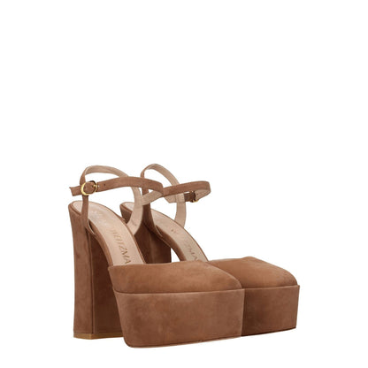 Stuart Weitzman Beige Leather Platforms with buckle closure and high heel, casual suede sandals.