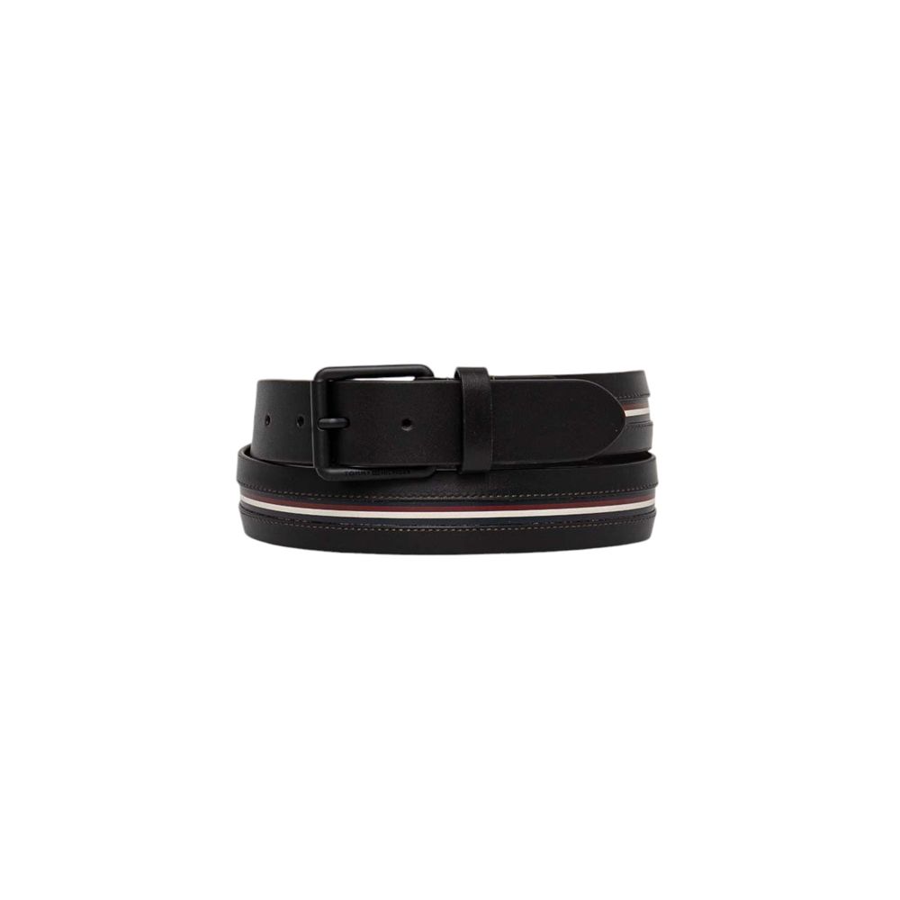 Tommy Hilfiger Black Leather Regular Belt with matte rectangular buckle and brand detailing, ideal for casual and smart outfits.