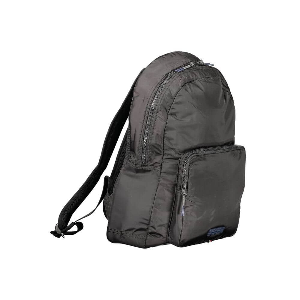 Front view with bag zipped and handles upright.