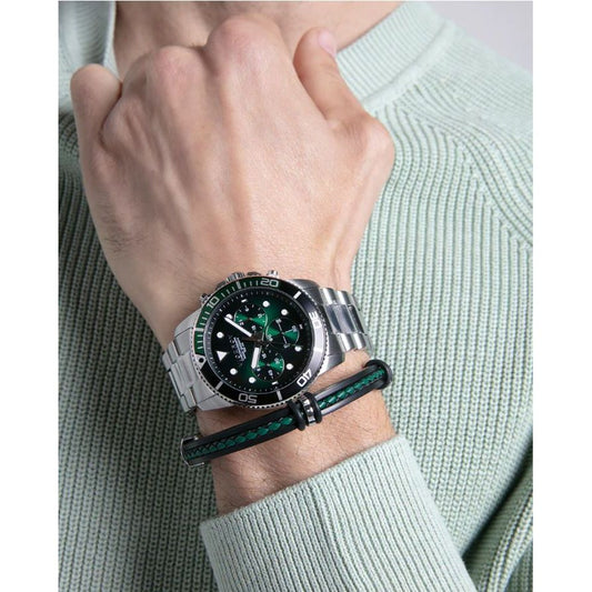 Gent's wrist showcasing VICEROY Mod. 42453-77 watch, quartz chronograph, 10 ATM water resistance, silver necklace, official packaging available.