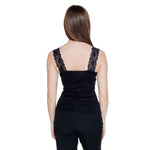 Back view of Vero Moda Black Viscose Tank Top with lace straps for women, Spring/Summer collection, 95% viscose, 5% elastene.